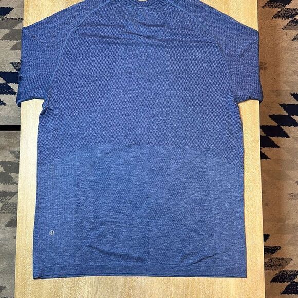 Lululemon Metal Vent Tech short sleeve - Picture 3 of 5